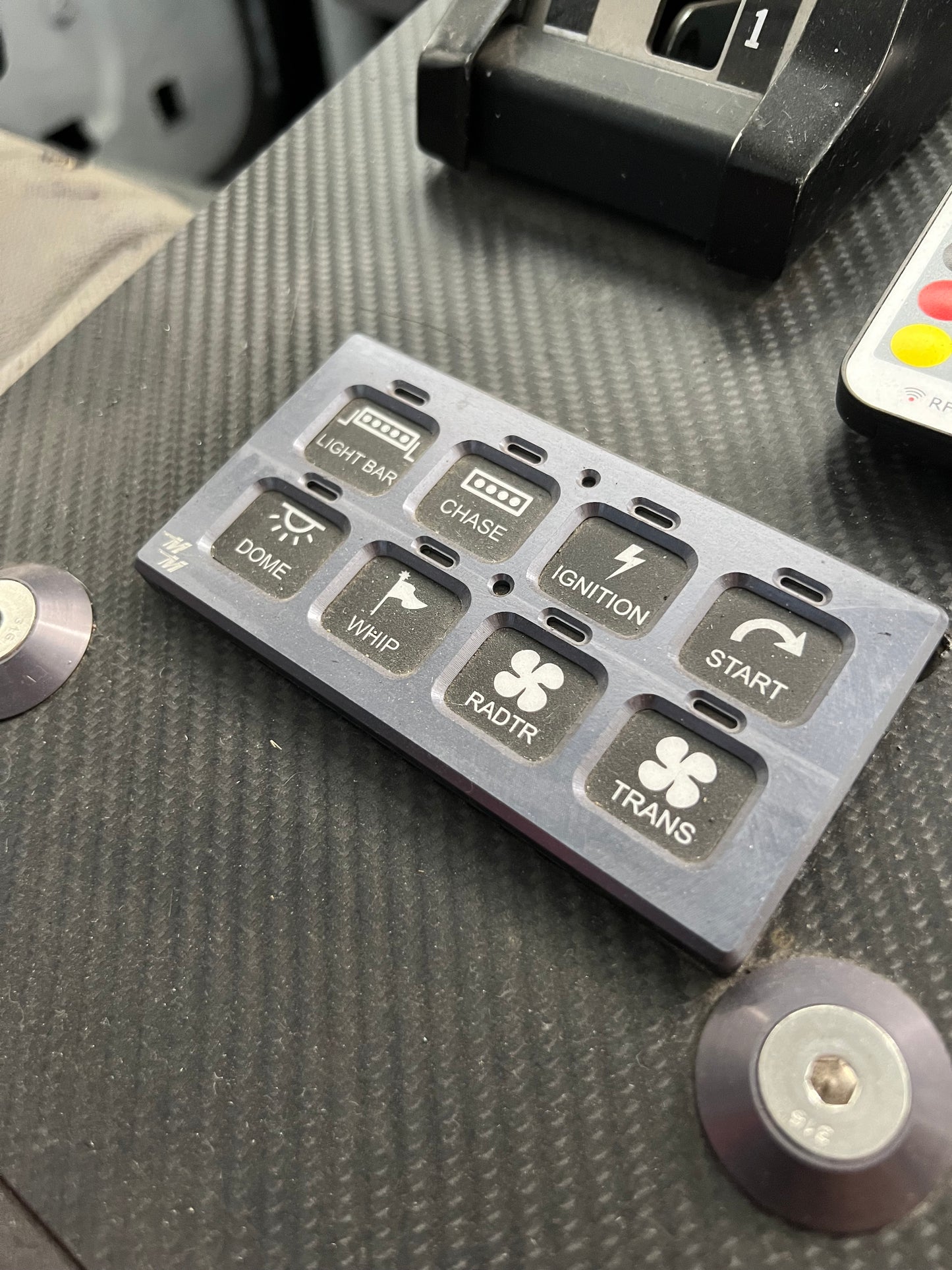 Switch Pros SP-9100 Billet Face Plate 8 Button